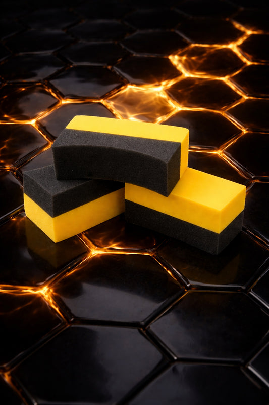 Tyre shine applicator
